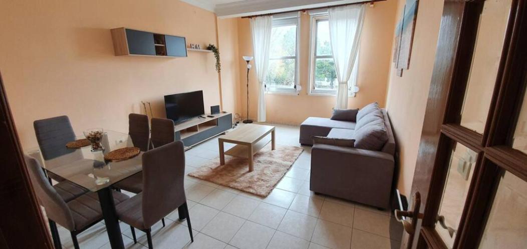 Ferienwohnung Piso Centrico - Desayuno De Bienvenida Ferrol Exterior foto
